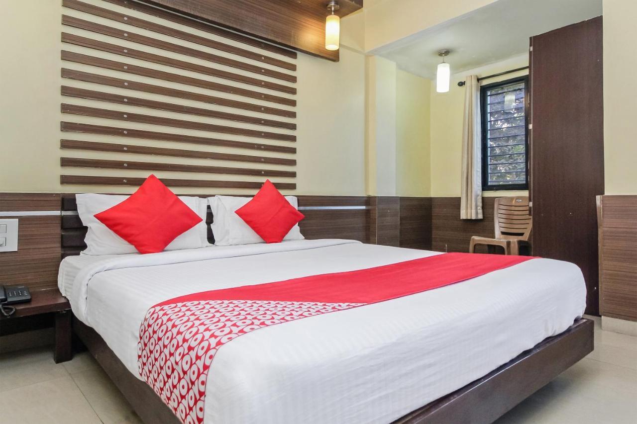 Oyo 30537 Hotel Megharaj Bijāpur Exterior foto